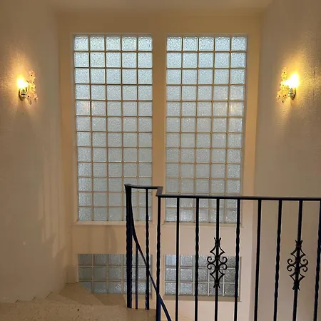 Jolie Piscine Climatise 6 Pers Proche Centre-ville *