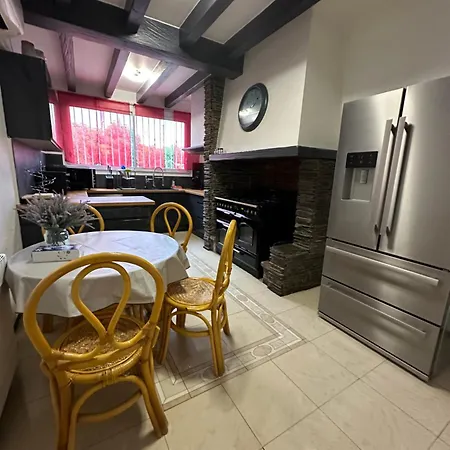 Jolie Piscine Climatise 6 Pers Proche Centre-ville * Перпиньан