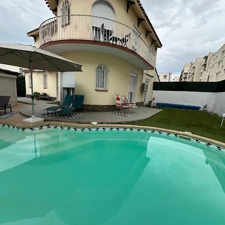 Jolie Piscine Climatise 6 Pers Proche Centre-ville * Перпиньан