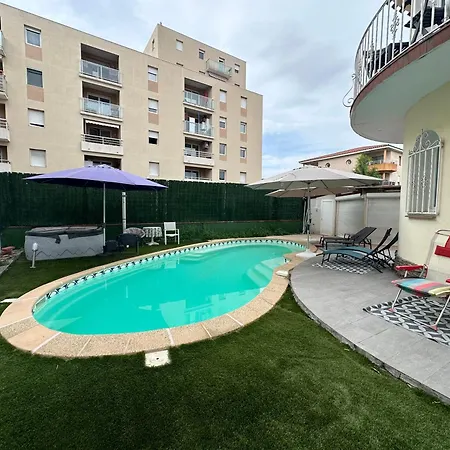 Jolie Piscine Climatise 8 Pers Proche Centre-ville Perpignan