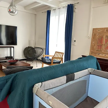 Вилла Jolie Piscine Climatise 6 Pers Proche Centre-ville Перпиньан