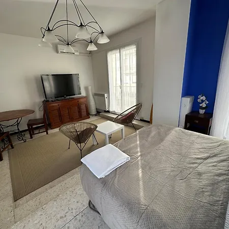 Jolie Piscine Climatise 6 Pers Proche Centre-ville Вилла