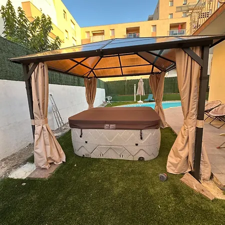 Jolie Piscine Climatise 8 Pers Proche Centre-ville Villa *