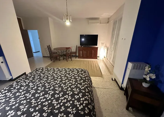 Jolie Piscine Climatise 6 Pers Proche Centre-ville Βίλα