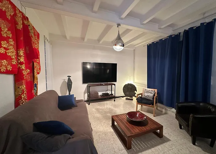 Jolie Piscine Climatise 6 Pers Proche Centre-ville Villa *