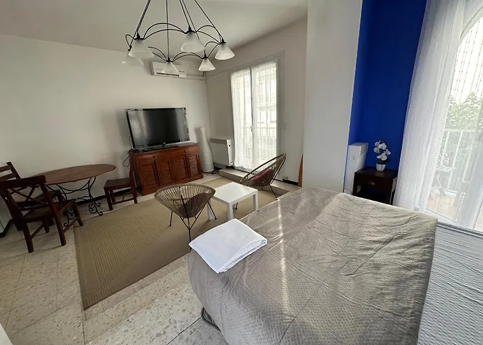 Jolie Piscine Climatise 6 Pers Proche Centre-ville Βίλα